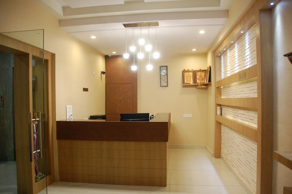 Hotel Athidi Grand Visakhapatnam Zimmer foto